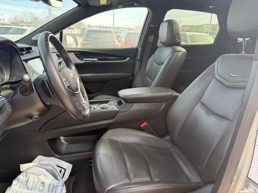 2024 Cadillac XT5 Premium Luxury