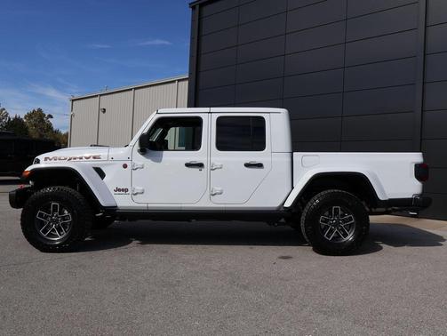 2026 Jeep Gladiator Mojave X 4x4