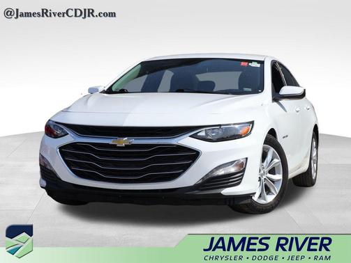 Summit White 2024 Chevrolet Malibu FWD 1LT
