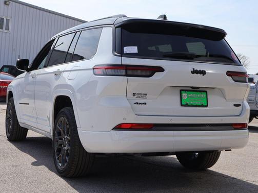 2026 Jeep Grand Cherokee L Summit