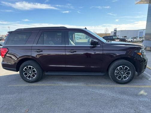 2024 Ford Expedition XLT