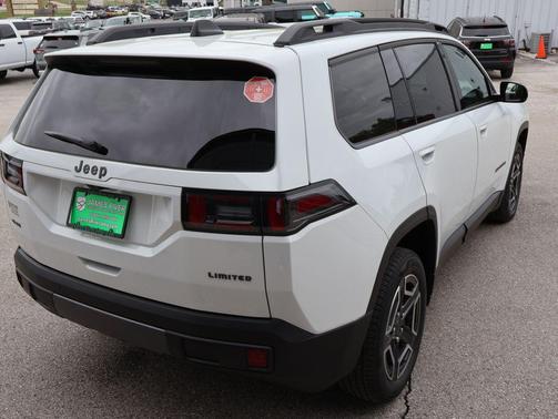 Bright White Clearcoat 2026 Jeep Cherokee Limited