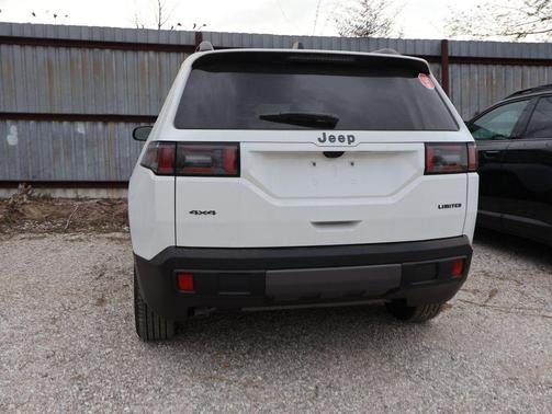 Bright White Clearcoat 2026 Jeep Cherokee Limited
