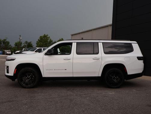 Bright White Clearcoat 2026 Jeep Grand Wagoneer L Limited Reserve 4x4