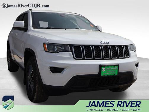 Bright White Clearcoat 2020 Jeep Grand Cherokee Laredo
