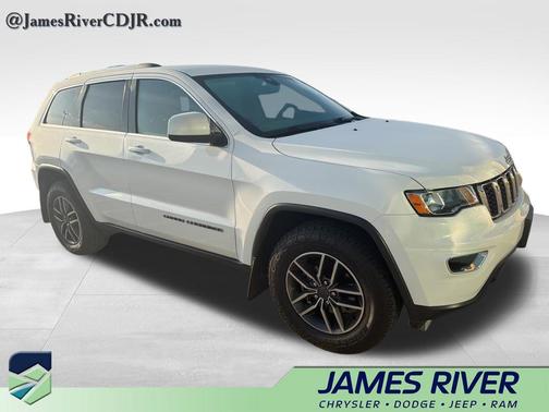 Bright White Clearcoat 2020 Jeep Grand Cherokee Laredo