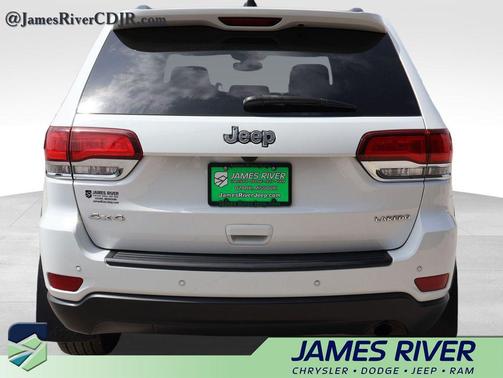 Bright White Clearcoat 2020 Jeep Grand Cherokee Laredo