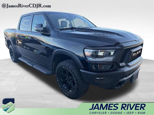 Diamond Black Crystal Pearlcoat 2023 RAM 1500 Rebel
