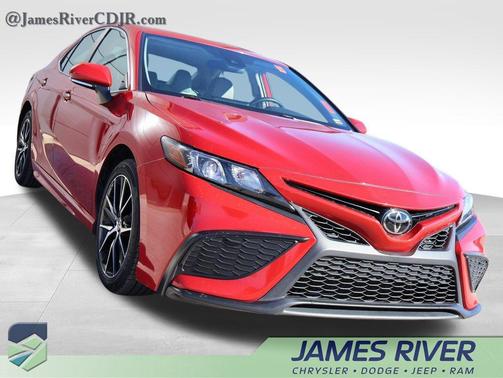 2024 Toyota Camry SE