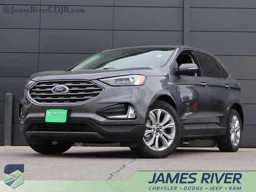 Carbonized Gray Metallic 2024 Ford Edge Titanium