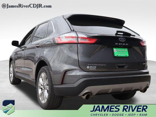 Carbonized Gray Metallic 2024 Ford Edge Titanium