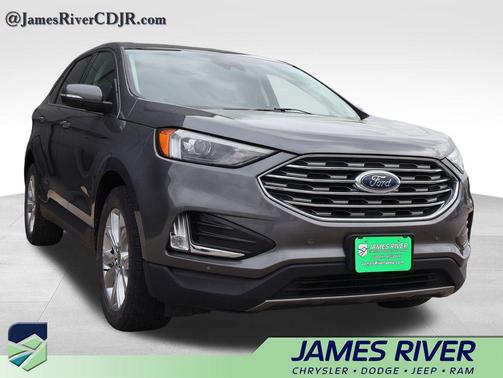 Carbonized Gray Metallic 2024 Ford Edge Titanium