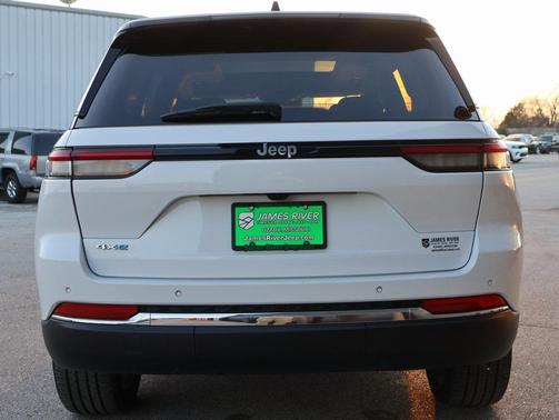 2022 Jeep Grand Cherokee 4xe Base