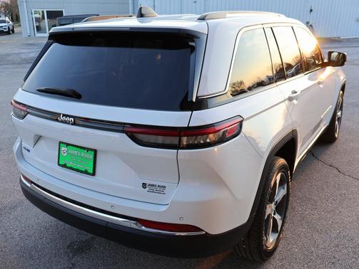 2022 Jeep Grand Cherokee 4xe Base