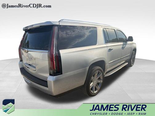 Radiant Silver Metallic 2016 Cadillac Escalade ESV Luxury