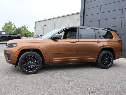 Copper Shino Metallic Clearcoat 2026 Jeep Grand Cherokee L Summit