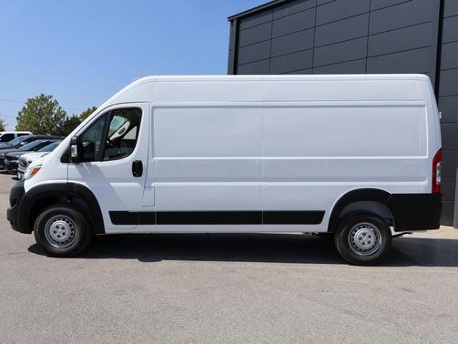 2025 RAM ProMaster 2500 Tradesman