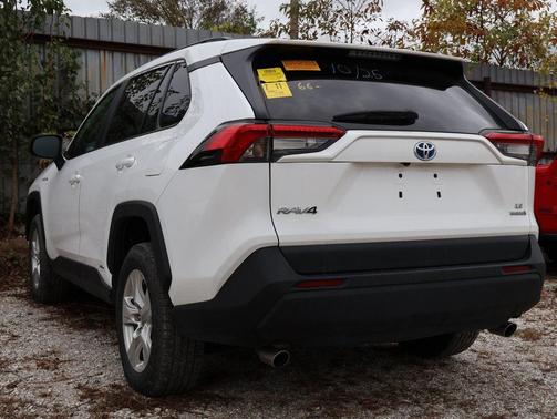2021 Toyota RAV4 Hybrid LE