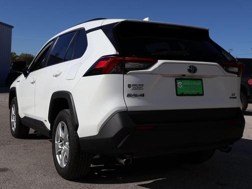 2021 Toyota RAV4 Hybrid LE