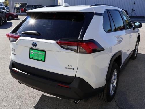 2021 Toyota RAV4 Hybrid LE