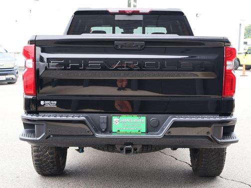 Black 2023 Chevrolet Silverado 1500 ZR2