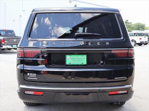 2023 Jeep Wagoneer L Series II 4x4
