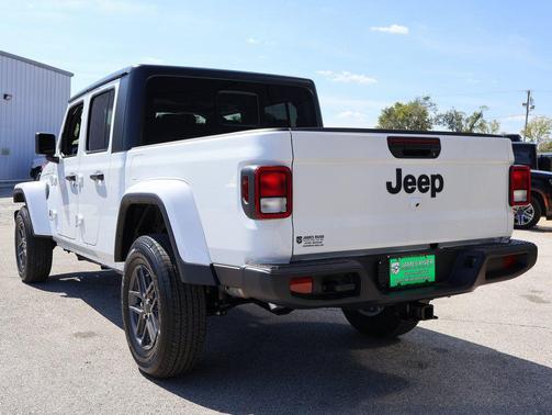 2025 Jeep Gladiator Sport S