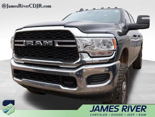 2024 RAM 2500 Tradesman Crew Cab 4x4 6'4' Box