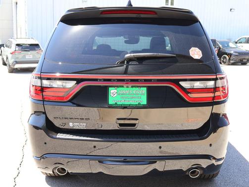 DB Black Crystal Clearcoat 2026 Dodge Durango GT Plus