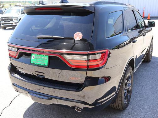 DB Black Crystal Clearcoat 2026 Dodge Durango GT Plus
