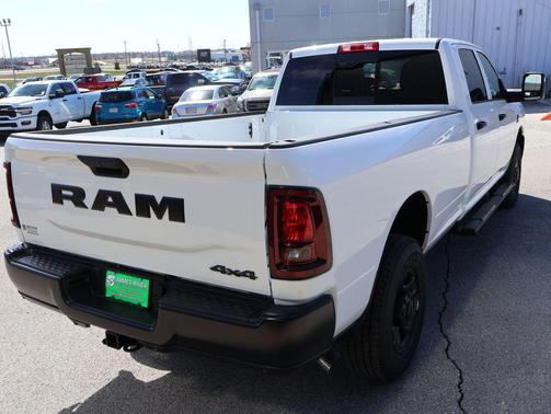 2026 RAM 3500 Tradesman Crew Cab 4x4 8' Box