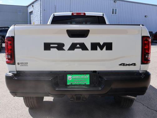 2026 RAM 3500 Tradesman Crew Cab 4x4 8' Box