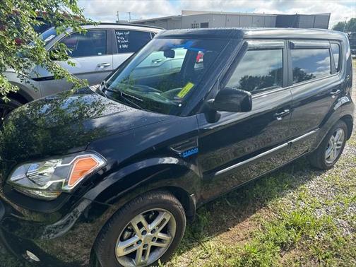 2011 Kia Soul +