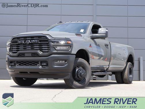 Ceramic Gray Clearcoat 2026 RAM 3500 Tradesman Regular Cab 4x4 8' Box