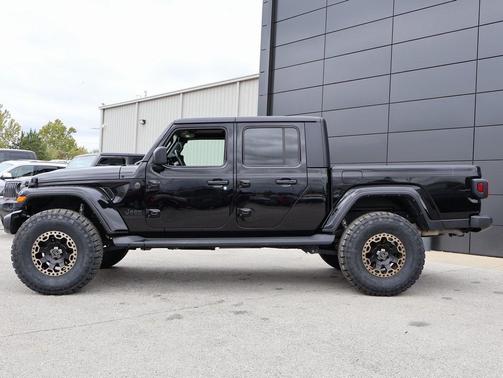 2022 Jeep Gladiator Sport S