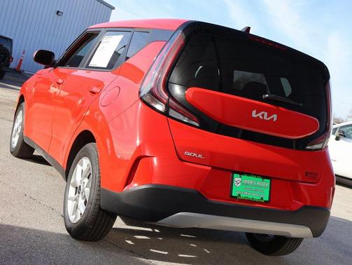 2024 Kia Soul LX