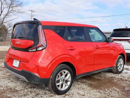 2024 Kia Soul LX