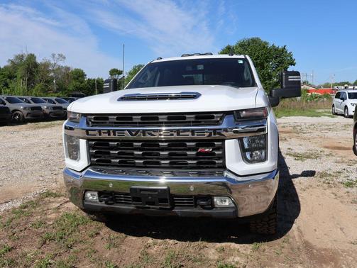 Summit White 2020 Chevrolet Silverado 2500 LT