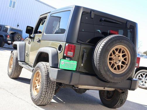 2016 Jeep Wrangler Sport