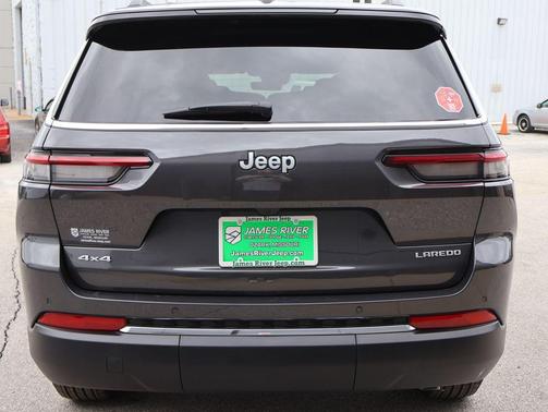 Baltic Gray Metallic Clearcoat 2026 Jeep Grand Cherokee L Altitude