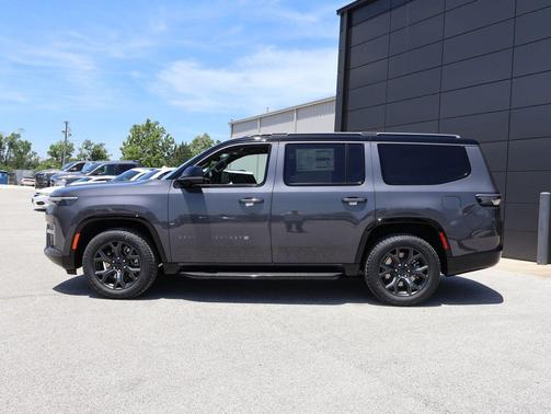 Baltic Gray Metallic Clearcoat 2026 Jeep Grand Wagoneer Upland 4x4