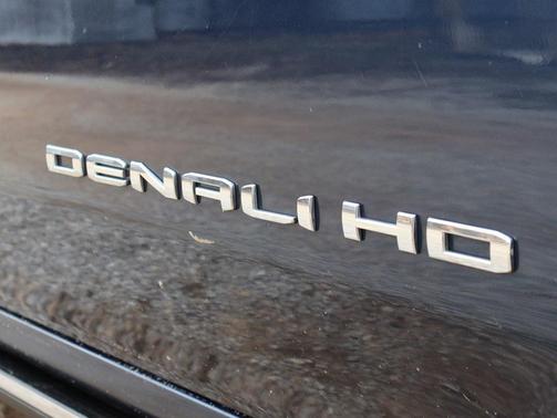 2023 GMC Sierra 2500 Denali