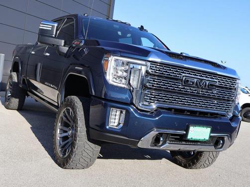 2023 GMC Sierra 2500 Denali