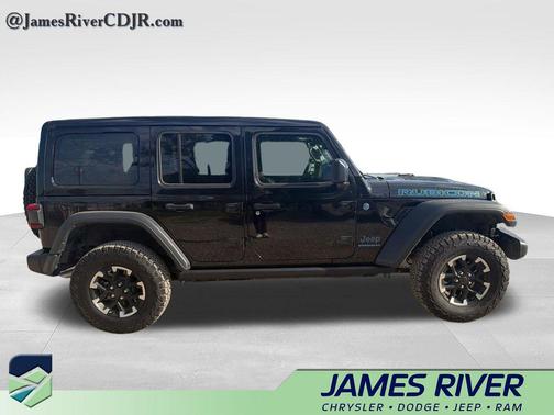 Black Clearcoat 2025 Jeep Wrangler 4xe Rubicon