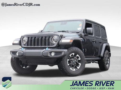 Black Clearcoat 2025 Jeep Wrangler 4xe Rubicon