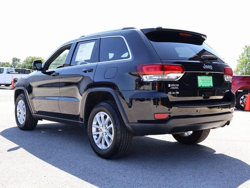 2021 Jeep Grand Cherokee Laredo