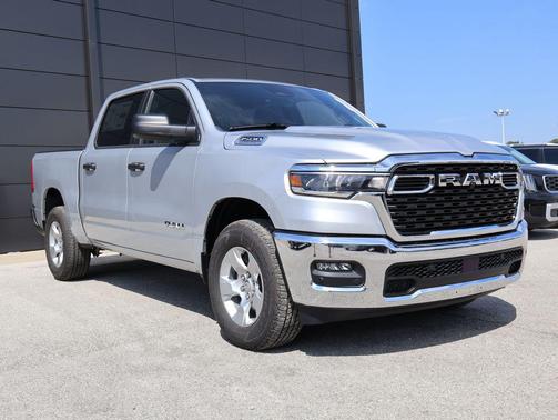 Silver Zynith 2026 RAM 1500 Big Horn/Lone Star