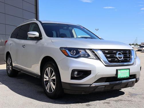2020 Nissan Pathfinder SL 4WD