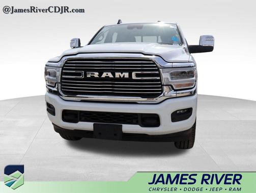 Bright White Clearcoat 2024 RAM 2500 Laramie Crew Cab 4x4 6'4' Box