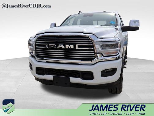 Bright White Clearcoat 2024 RAM 2500 Laramie Crew Cab 4x4 6'4' Box